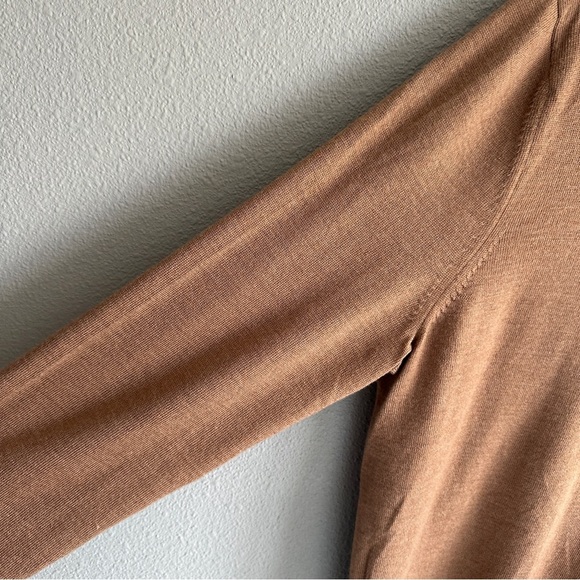 Men's Banana Republic Extra Fine Merino Wool Tan Sweater XL - Picture 5 of 12